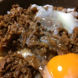 コラーゲンたっぷり☆ぼっかけ丼（牛すじこんにゃく）